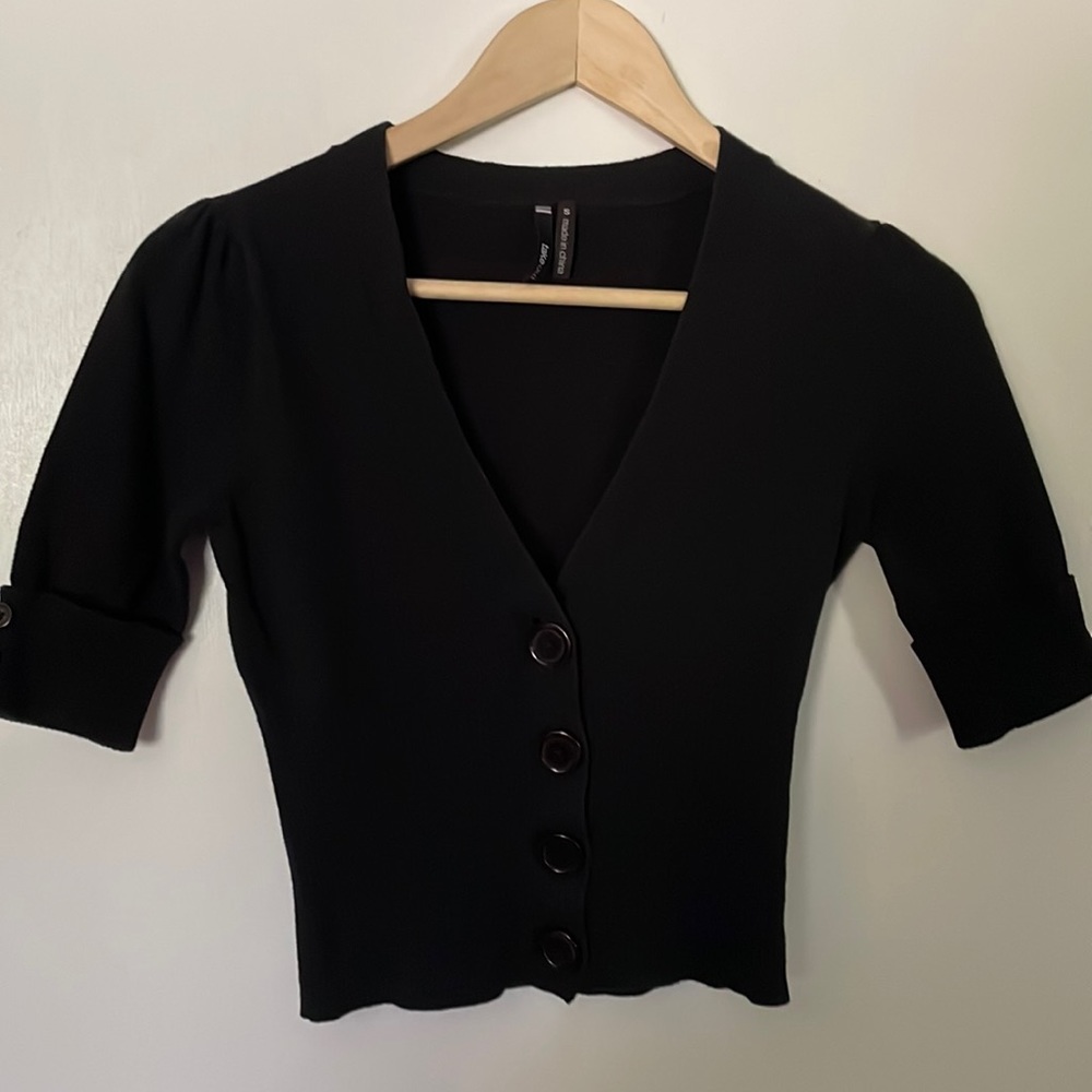 Cropped sweater/shrug